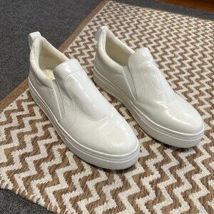 Lulu's Womens Size 11 Ivory Croc Alligator Slip On Sneakers Casual Shoes‎